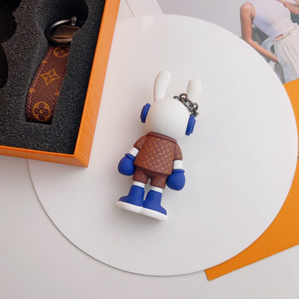 ブランドキーホルダー着用イメージ